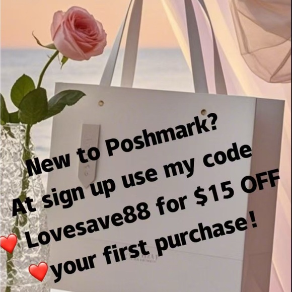 Luxurious Blue Textured Clutch with Glossy Finish - Picture 9 of 9